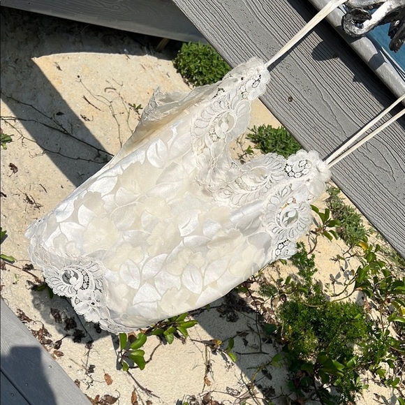 VINTAGE 70s Ladies Union Made in USA Lady Lynne Lingerie Camisole Ivory Lace | S - Picture 5 of 13